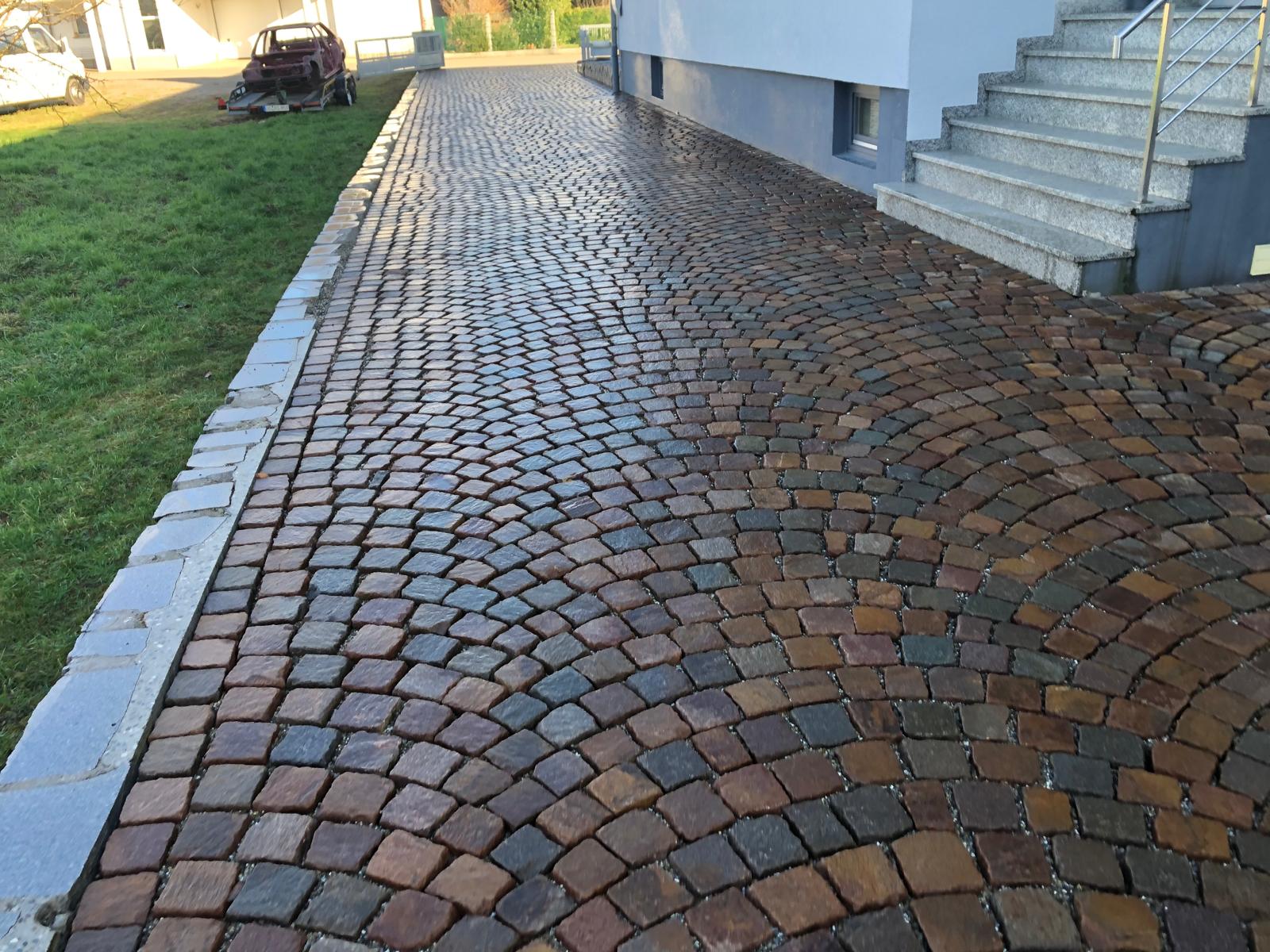 Pflaster mit Treppe