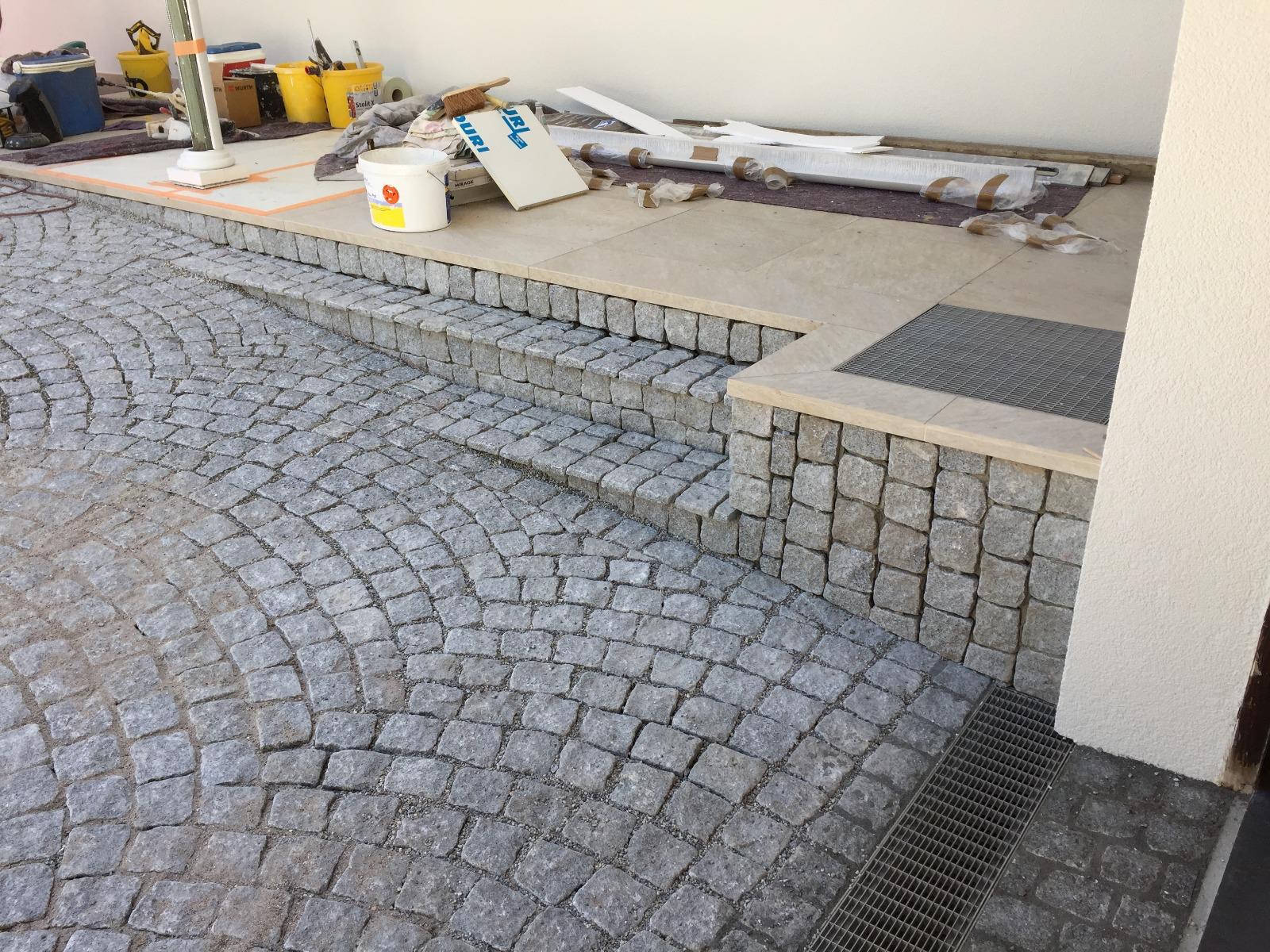 Granitpflaster Stufen