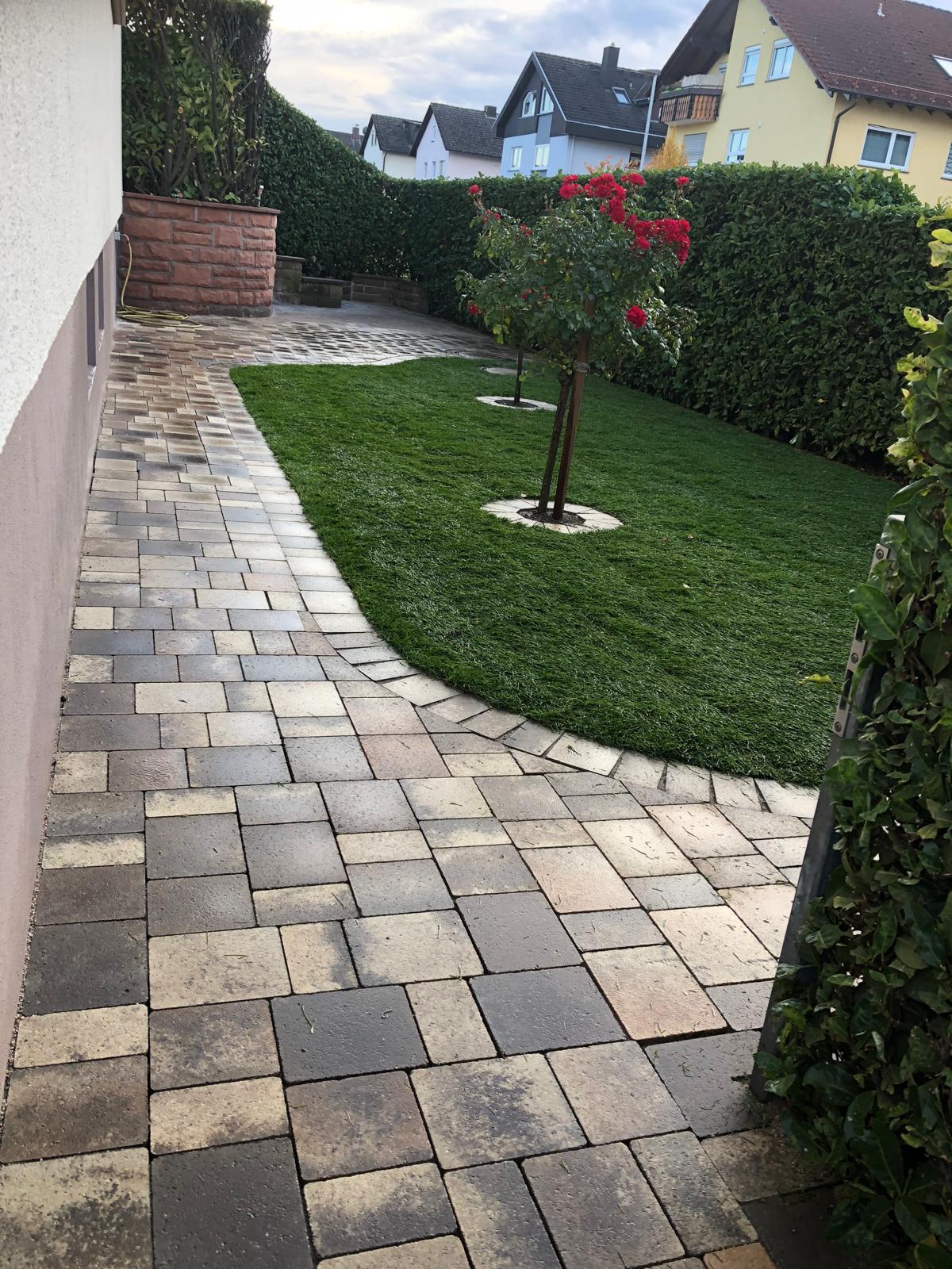 Pflaster und Garten
